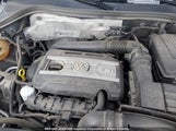 Volkswagen Tiguan S/Se/Sel/R-Line WVGJV7AX7FW588782 photo