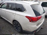 Mitsubishi Outlander Se/Gt JA4J24A54JZ614590 снимка