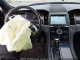 Ford Taurus Limited 1FAHP2J85HG114020 снимка