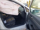 Volkswagen Golf WVWEB7CD6RW180876 снимка