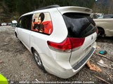 Toyota Sienna Le 5TDKK3DC2BS033199 снимка