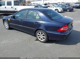 Mercedes-Benz C 230K Sport Sedan WDBRF40J15F679429 fotografie