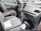 Toyota Sienna Xle/Limited 5TDDK3DC7BS012051 fotografie