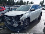 Toyota Highlander Se/Xle 5TDJZRFH7HS356899 снимка