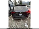 Volkswagen Tiguan S 3VV0B7AX2JM163182 снимка