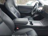 Tesla Model Y 7SAYGDEE5NF345059 photo