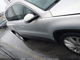 Volkswagen Tiguan Se/Sel WVGBV75NX9W545328 fotografie