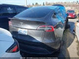 Tesla Model Y 7SAYGDEE9SF292491 fotografie