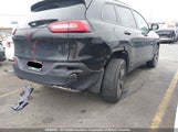 Jeep Cherokee Latitude 1C4PJMCB1GW266229 снимка