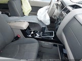 Mazda Tribute I 4F2CY9C76AKM02839 снимка