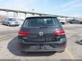 Volkswagen Golf 3VWG17AU8JM279781 снимка
