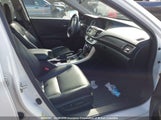 Honda Accord Touring 1HGCR3F99EA800874 снимка