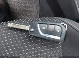 Toyota Corolla Im JTNKARJEXJJ566503 снимка