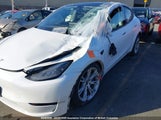 Tesla Model Y 7SAYGAEE8NF541611 fotografie