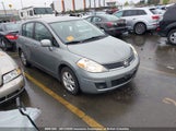 Nissan Versa 3N1BC13E08L395795 fotografie