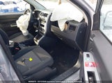 Jeep Compass Sport 1J8FF47W88D680320 снимка