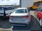 Toyota Corolla Le/Xle 5YFBPMBE7NP279822 снимка