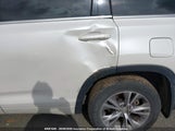 Toyota Highlander Hybrid Hybrid 5TDBCRFH2FS013680 fotografie