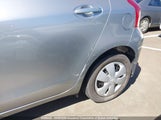 Toyota Yaris JTDKT923285143753 photo