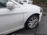 Honda Accord Touring 1HGCR2F90FA804372 снимка