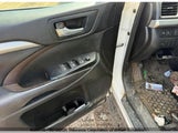 Toyota Highlander Se/Xle 5TDJZRFH4HS513644 снимка