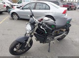 Ducati Monster 696 ZDM1RADN9DB072495 fotografie