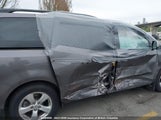 Toyota Sienna Le 8 Passenger 5TDKK3DC1ES432478 fotografie