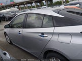 Toyota Prius Le/Xle/Night Shade JTDL9MFU6N3039749 снимка