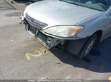 Toyota Camry Le/Xle/Se JTDBF32K220031499 photo