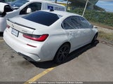 BMW 330Xi 3MW5R7J03L8B22359 снимка