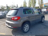Volkswagen Tiguan Se/Sel WVGBV7AX2AW514571 photo