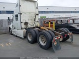 International Lt 3HSDZAPR8NN335174 снимка
