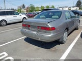Toyota Camry JT2BF22K0X0165681 снимка