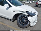 Tesla Model Y 7SAYGDEE1PF692892 fotografie