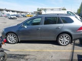 Volkswagen Golf 3VWPL7AJ4DM646213 снимка