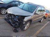 Volkswagen Tiguan S/Se/Sel/R-Line WVGJV7AX0FW040817 снимка
