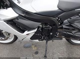 Suzuki Gsx-R600 JS1GN7FA4K7100647 снимка
