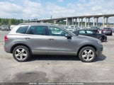 Volkswagen Touareg V6 WVGFF9BP3BD006390 снимка