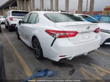 Toyota Camry L/Le/Xle/Se/Xse 4T1B11HK8KU690086 photo