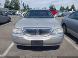 Lincoln Town Car Signature Limited 1LNHM82W47Y634037 снимка