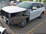 Toyota Highlander Hybrid Limited/Hybrid Platinum 5TDEBRCH2PS127720 photo
