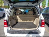 Ford Escape Limited 1FMCU94148KA49030 снимка