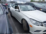 Mercedes-Benz E 550 WDDKK7DF8DF188897 снимка