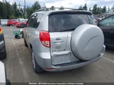 Toyota Rav4 Limited JTMBD31V775070097 снимка