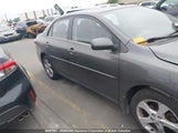 Toyota Corolla S/Le 2T1BU4EE3DC999699 снимка