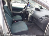 Toyota Yaris JTDKT923875121562 снимка