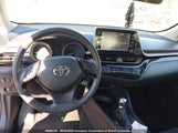 Toyota C-Hr JTNKHMBX4M1124867 снимка