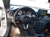 Mercedes-Benz Cla 250 4Matic WDDSJ4GB9GN388806 fotografie