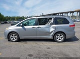 Toyota Sienna 5TDZK3DC9DS281659 снимка