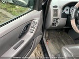 Ford Escape Xlt 1FMYU04102KB00015 снимка